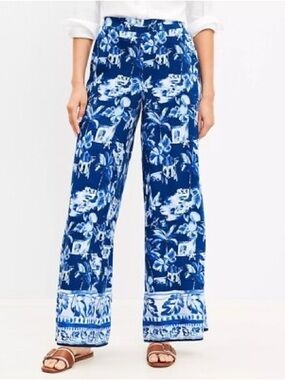 LOFT Navy & White Wide-Leg Floral Print Pants
